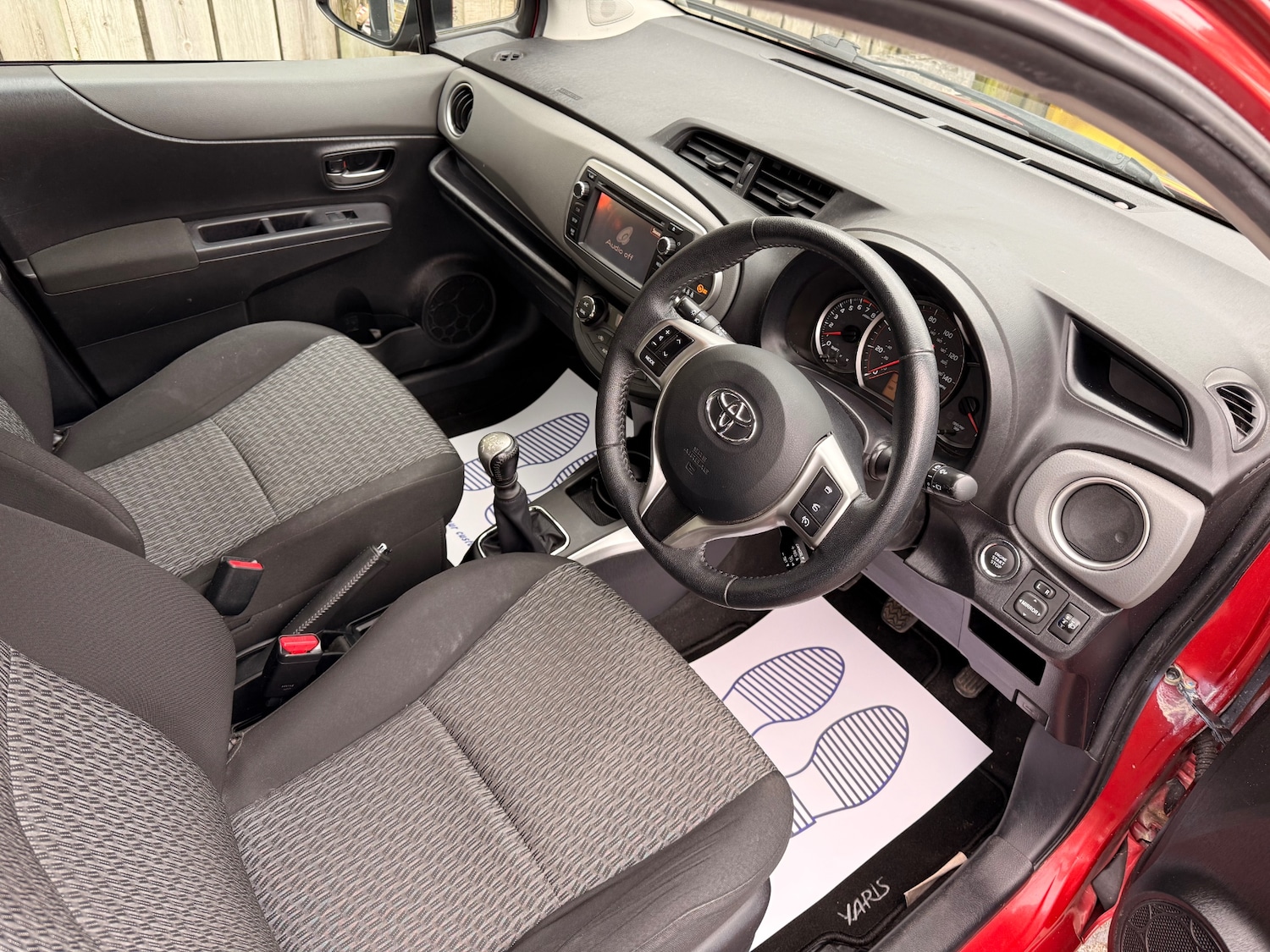 Used Toyota Yaris 2013 for sale - 78091736: Photo 18