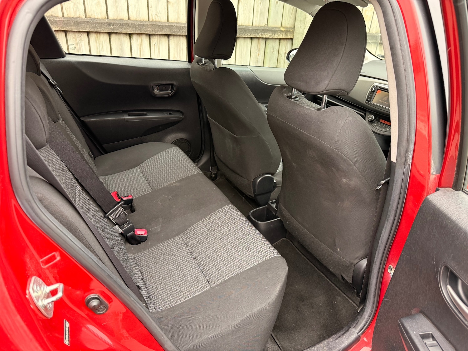 Used Toyota Yaris 2013 for sale - 78091736: Photo 20