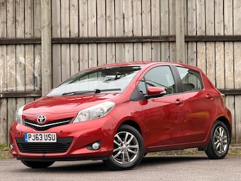 Used Toyota Yaris 2013 for sale - 78091736: Photo