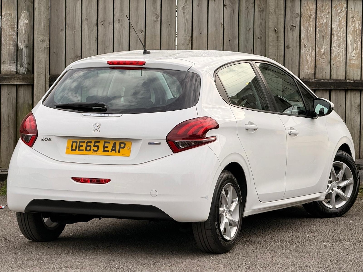 Used Peugeot 208 2016 for sale - 77760646: Photo 8