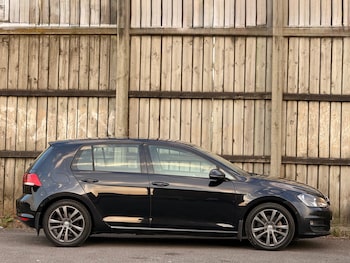 Used Volkswagen Golf 2015 for sale - 79011722: Photo