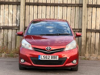Used Toyota Yaris 2012 for sale - 79010370: Photo