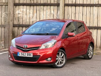 Used Toyota Yaris 2012 for sale - 79010370: Photo