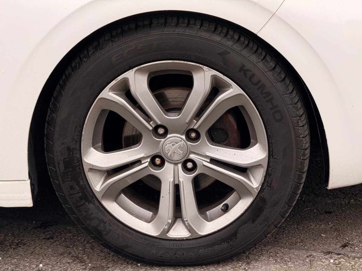 Used Peugeot 208 2014 for sale - 77793086: Photo 30