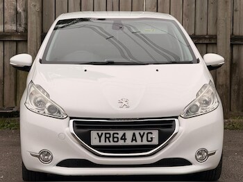 Used Peugeot 208 2014 for sale - 77793086: Photo