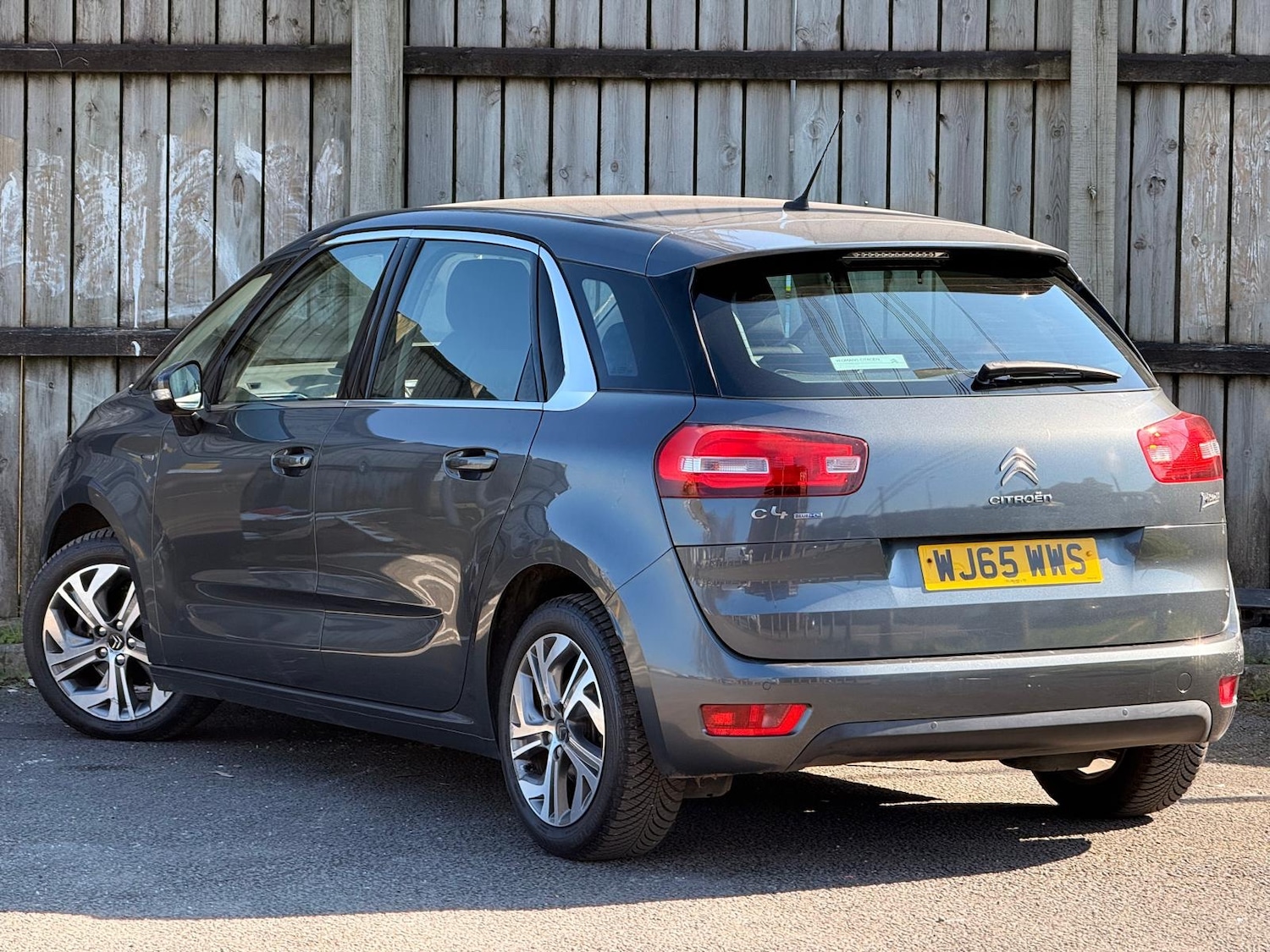 Used Citroen C4 Picasso 2015 for sale - 77947296: Photo 29