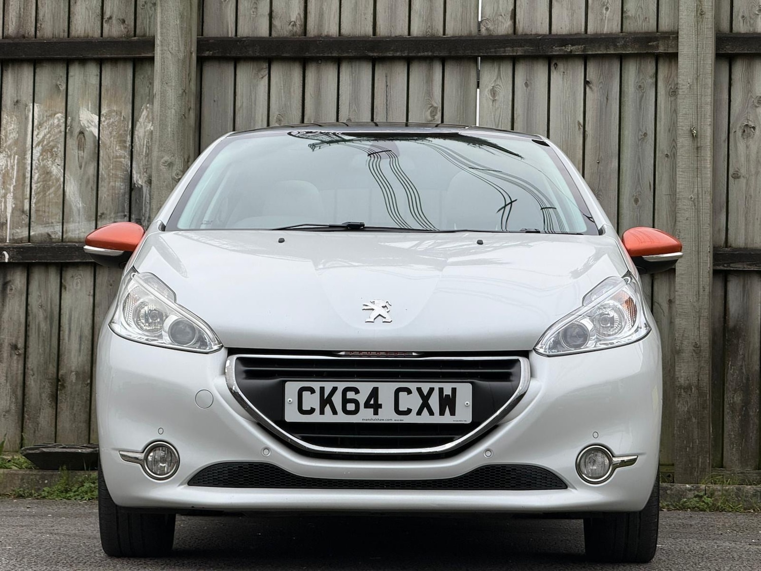 Used Peugeot 208 2014 for sale - 77745896: Photo 3
