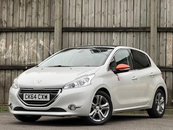 Used Peugeot 208 2014 for sale - 77745896: Photo