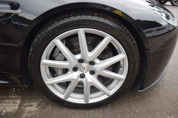 Used Aston Martin Vantage 2013 for sale - 76327954: Photo 19