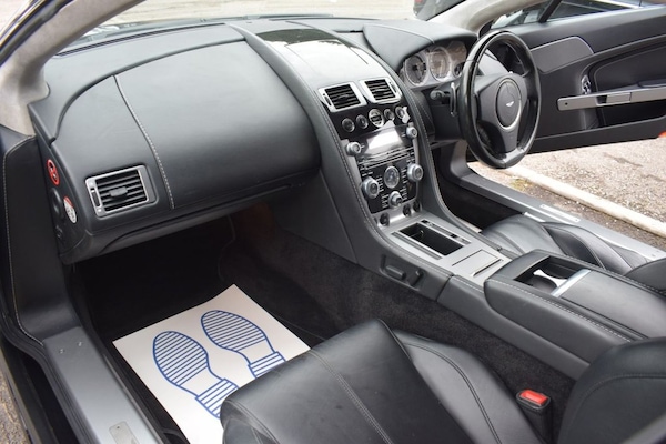 Used Aston Martin Vantage 2013 for sale - 76327954: Photo 30