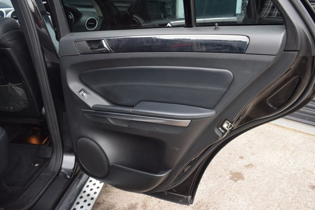 Used Mercedes-Benz M-Class 2008 for sale - 76147902: Photo 26