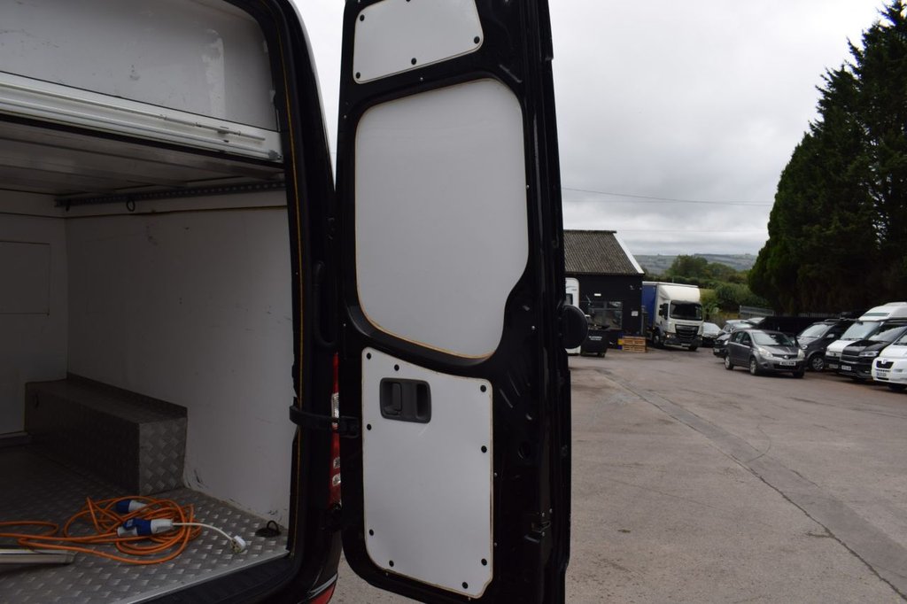 Used Mercedes-Benz Sprinter 2017 for sale - 76345285: Photo 20