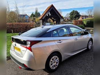 Used Toyota Prius 2020 for sale - 75714137: Photo