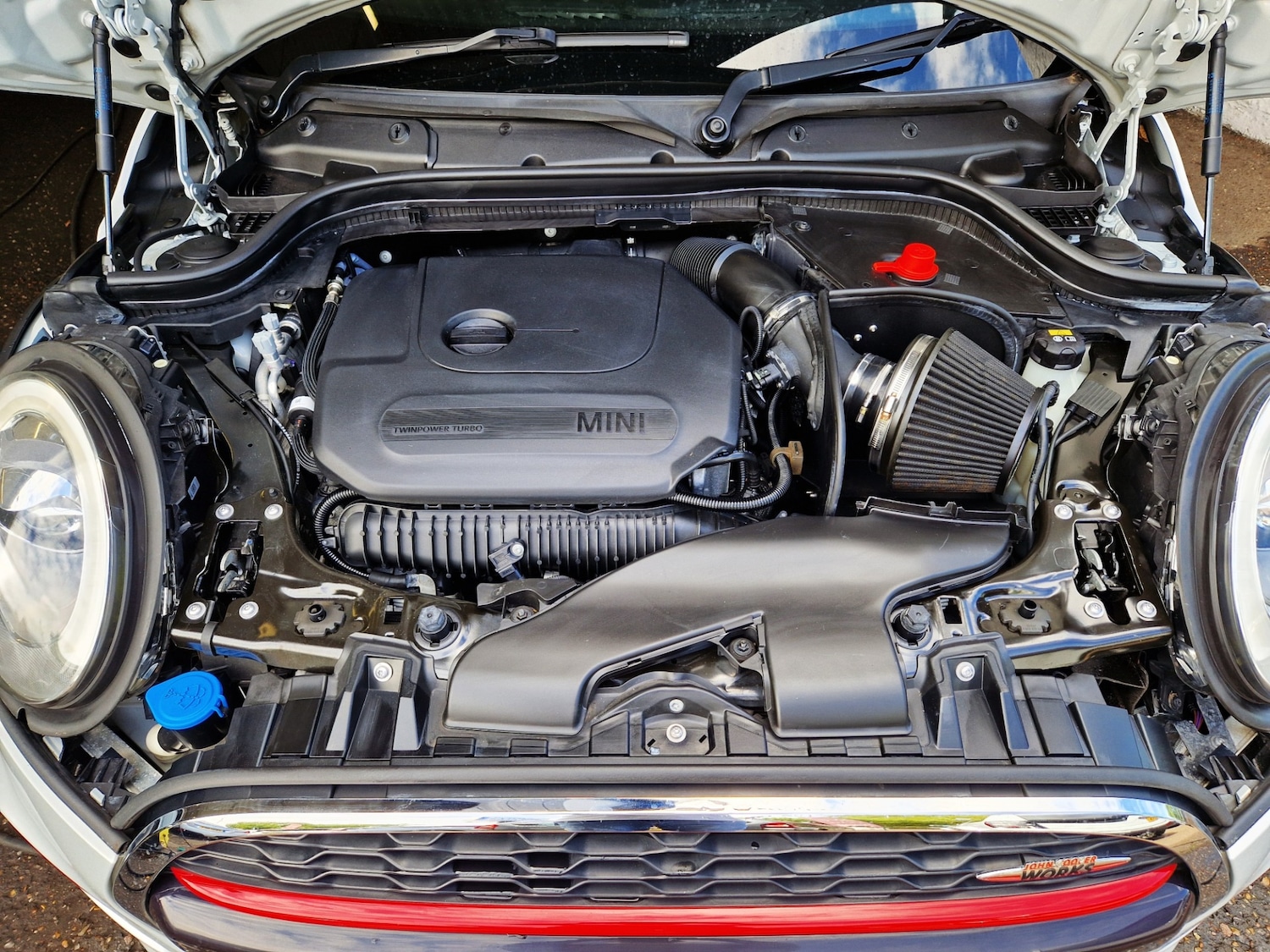 Vehicle 27