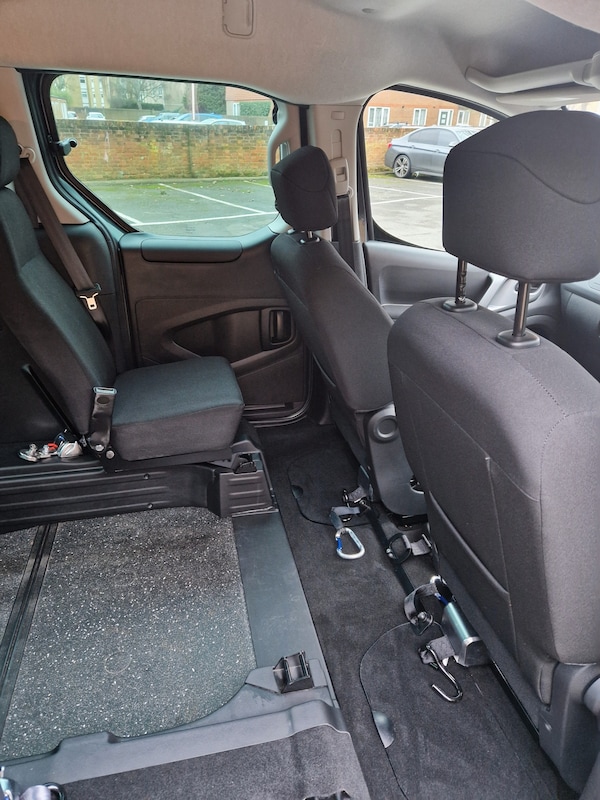 Used Peugeot Partner Tepee 2018 for sale - 75714280: Photo 12