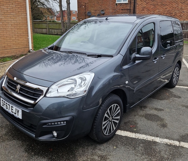 Used Peugeot Partner Tepee 2018 for sale - 75714280: Photo 13