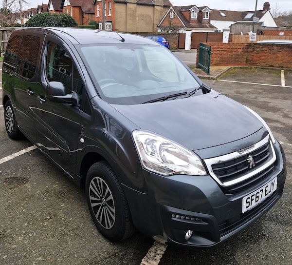 Used Peugeot Partner Tepee 2018 for sale - 75714280: Photo 1