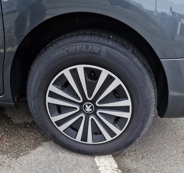 Used Peugeot Partner Tepee 2018 for sale - 75714280: Photo 31