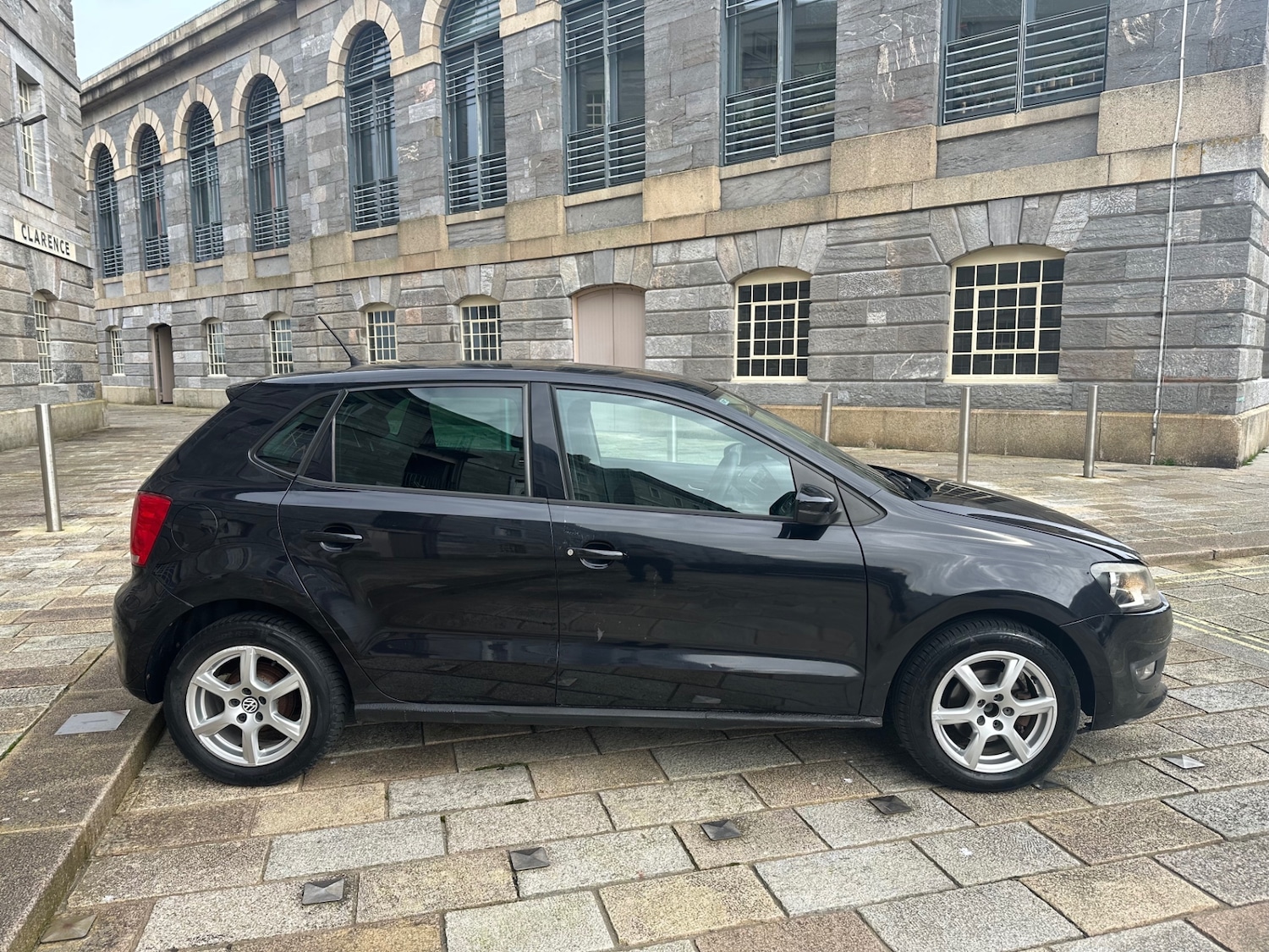 Used Volkswagen Polo 2011 for sale - 77906994: Photo 2