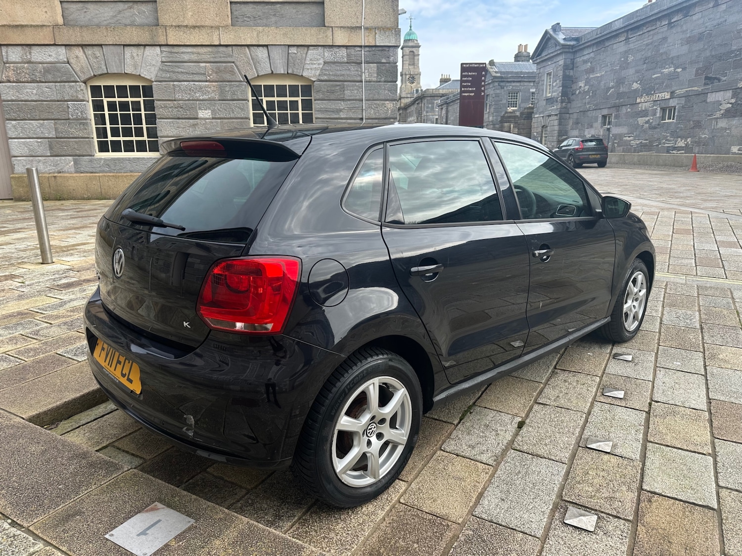 Used Volkswagen Polo 2011 for sale - 77906994: Photo 3