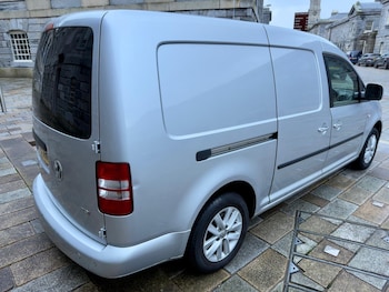Used Volkswagen Caddy Maxi 2015 for sale - 77297956: Photo