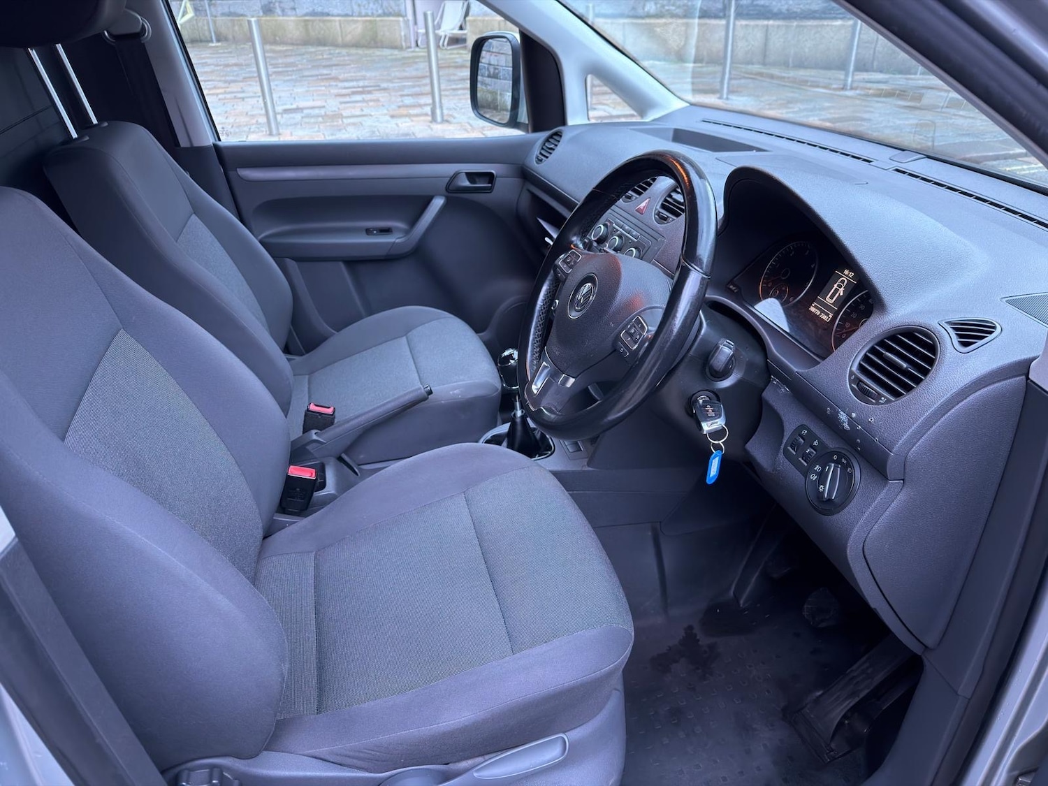 Used Volkswagen Caddy Maxi 2015 for sale - 77297956: Photo 9