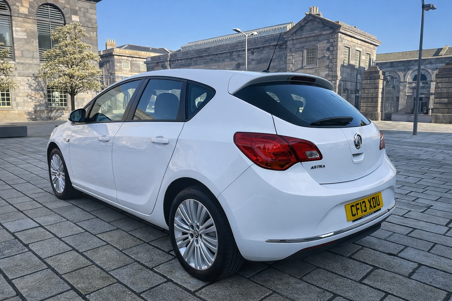 Used Vauxhall Astra 2013 for sale - 77961276: Photo 5