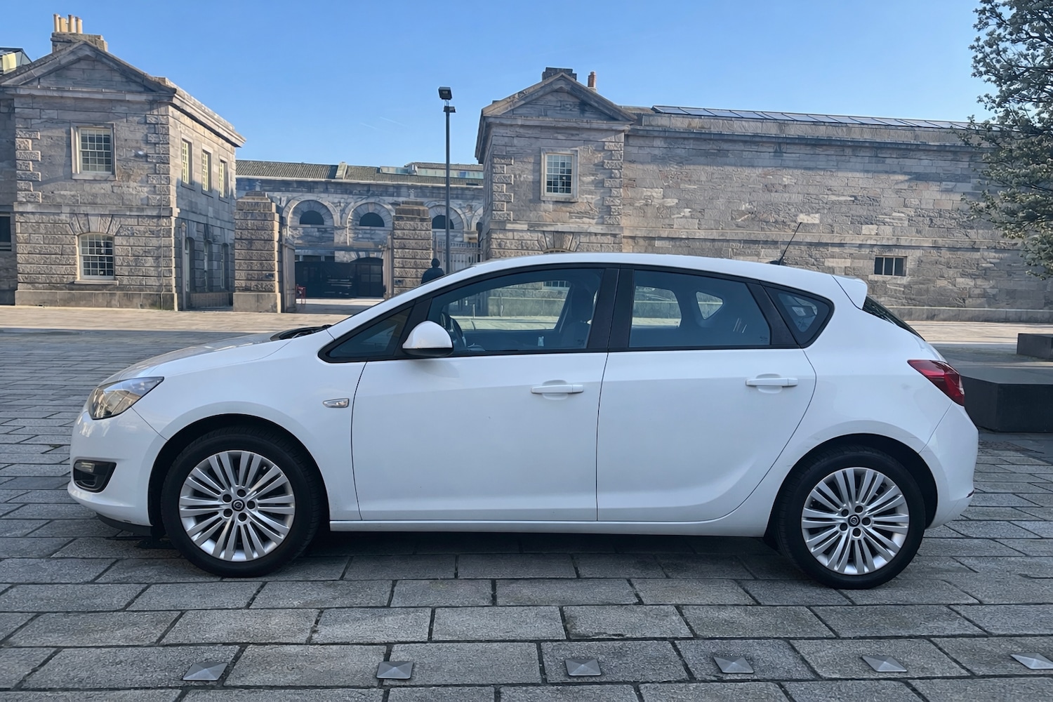 Used Vauxhall Astra 2013 for sale - 77961276: Photo 6