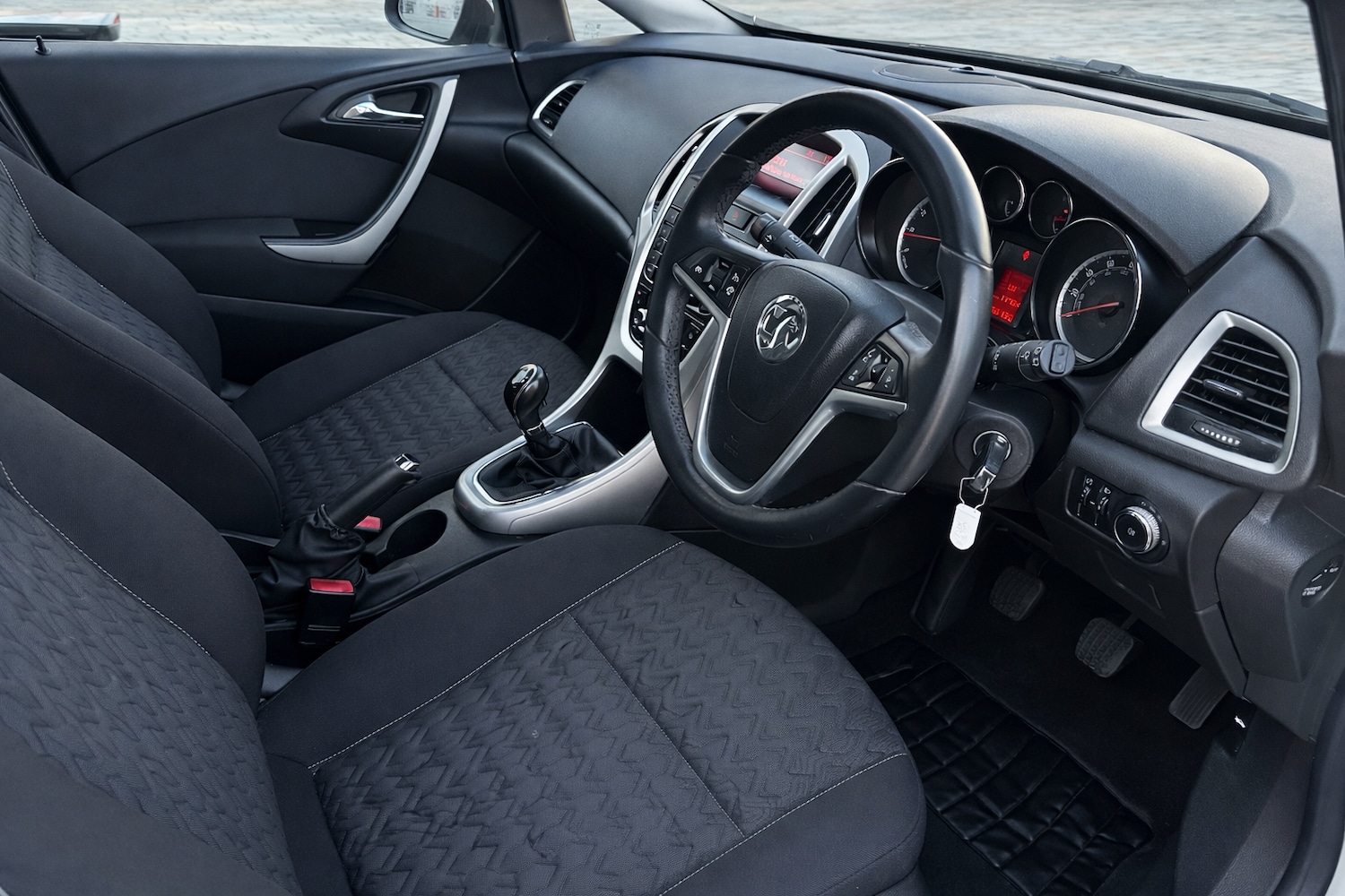 Used Vauxhall Astra 2013 for sale - 77961276: Photo 9