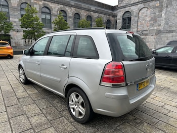 Used Vauxhall Zafira 2010 for sale - 78541298: Photo