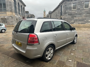 Used Vauxhall Zafira 2010 for sale - 77822407: Photo