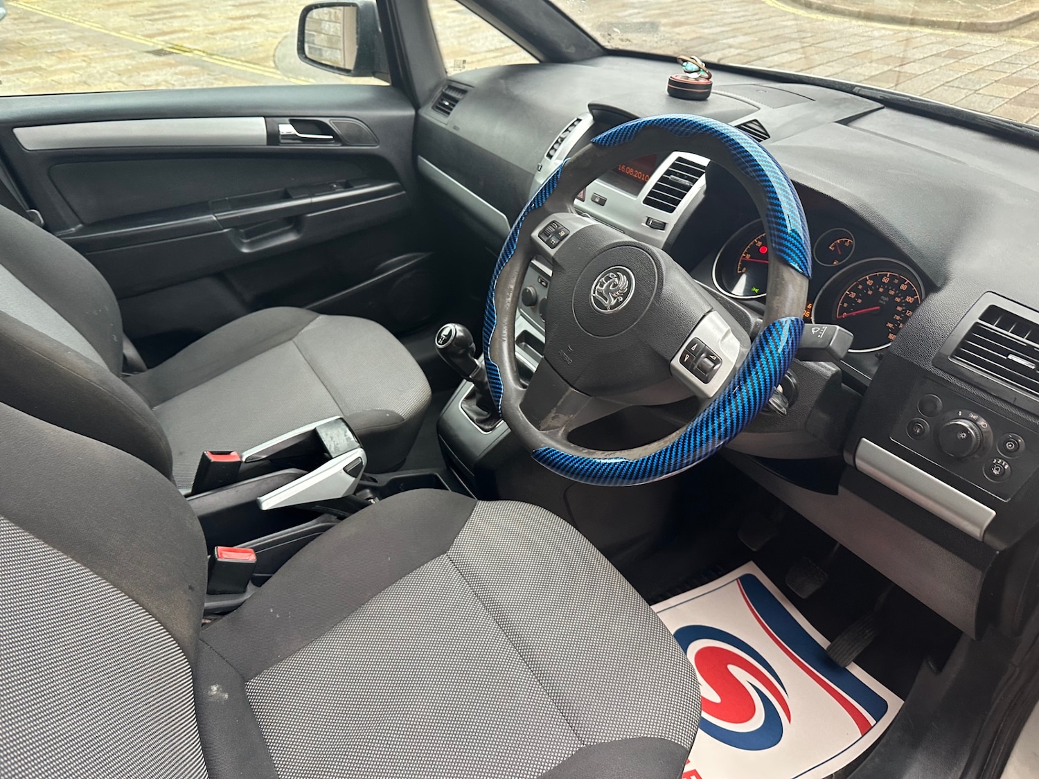 Used Vauxhall Zafira 2010 for sale - 77822407: Photo 9