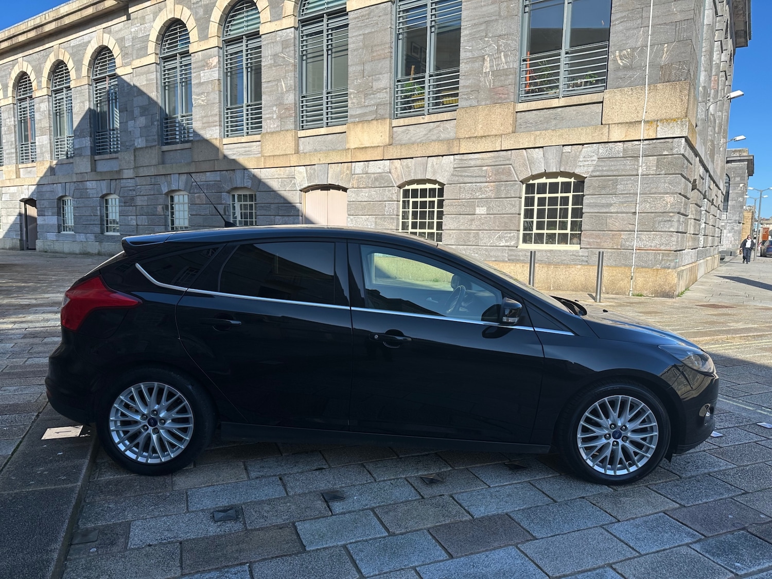 Used Ford Focus 2014 for sale - 77938532: Photo 2