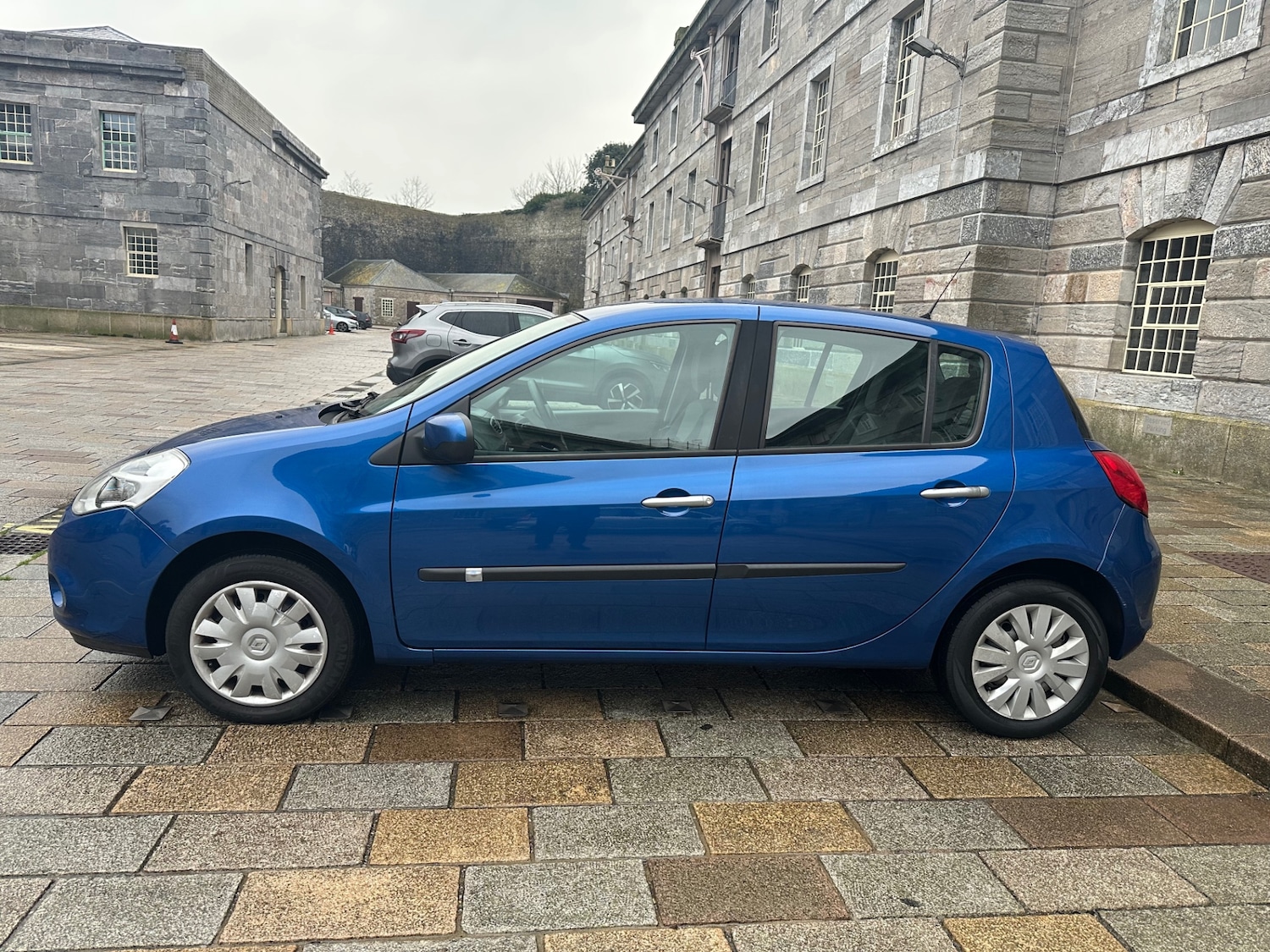 Used Renault Clio 2010 for sale - 77033694: Photo 6