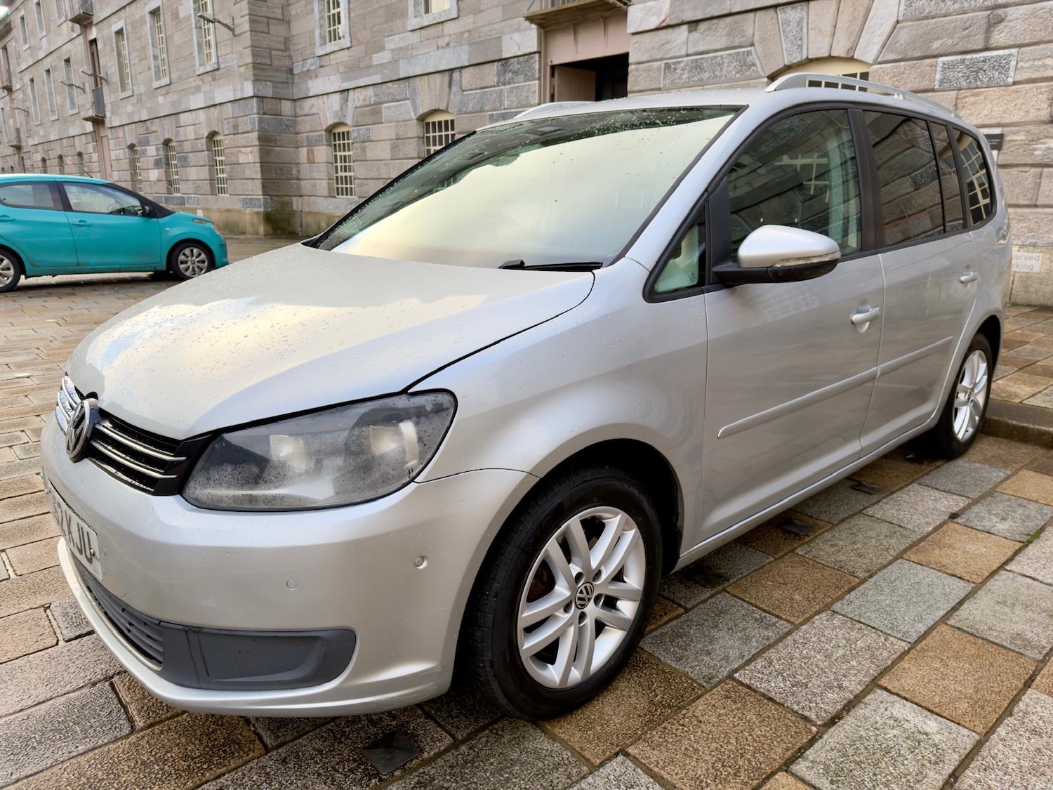 Used Volkswagen Touran 2012 for sale - 77297977: Photo 7