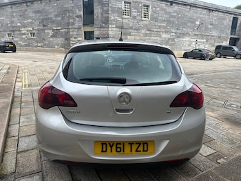 Used Vauxhall Astra 2011 for sale - 78865453: Photo