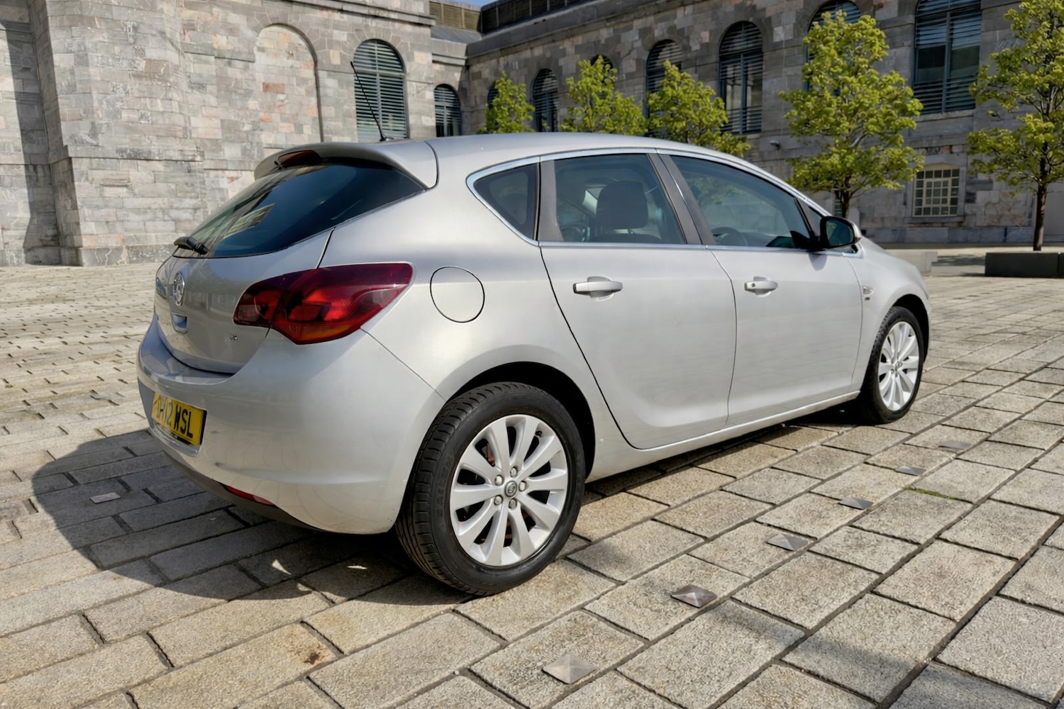 Used Vauxhall Astra 2012 for sale - 78165872: Photo 3