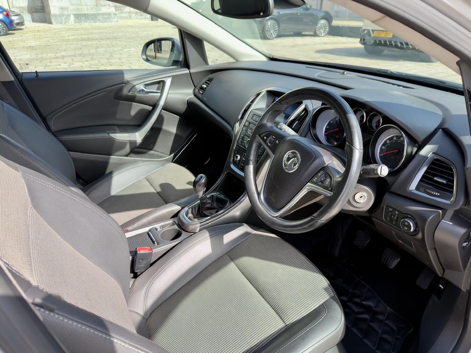 Used Vauxhall Astra 2012 for sale - 78165872: Photo 9