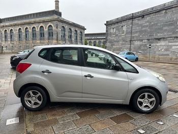 Used Kia Venga 2010 for sale - 78352249: Photo