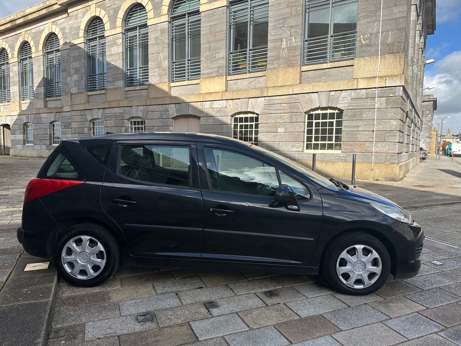 Used Peugeot 207 2009 for sale - 78018624: Photo 2
