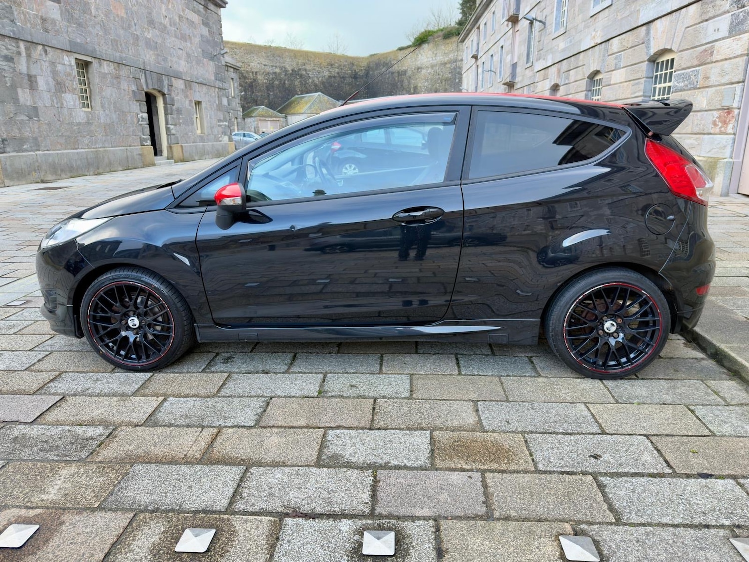 Used Ford Fiesta 2015 for sale - 77393438: Photo 6