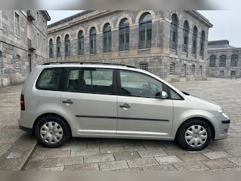 Used Volkswagen Touran 2009 for sale - 78238098: Photo