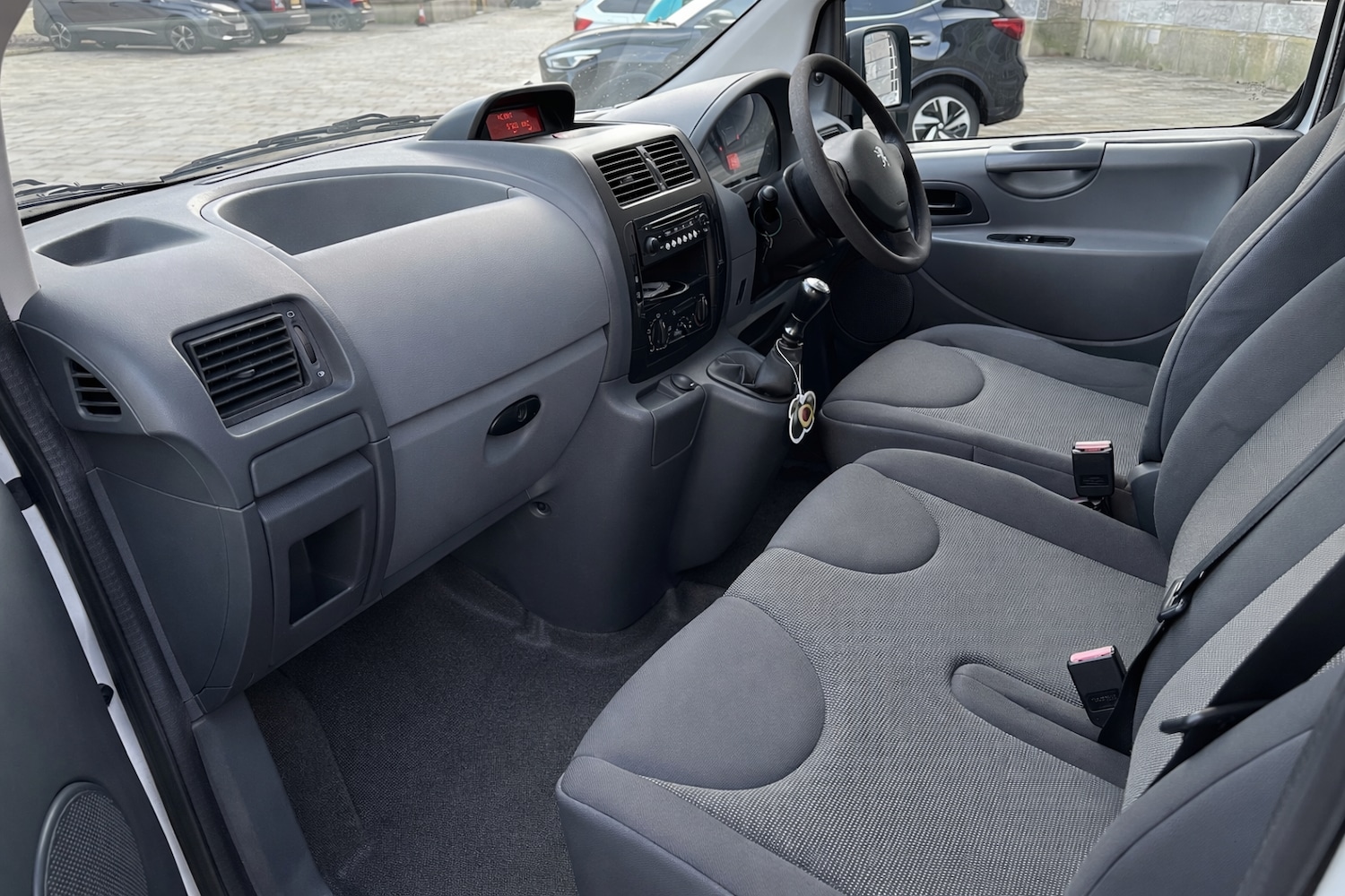 Used Peugeot Expert 2011 for sale - 77065916: Photo 8