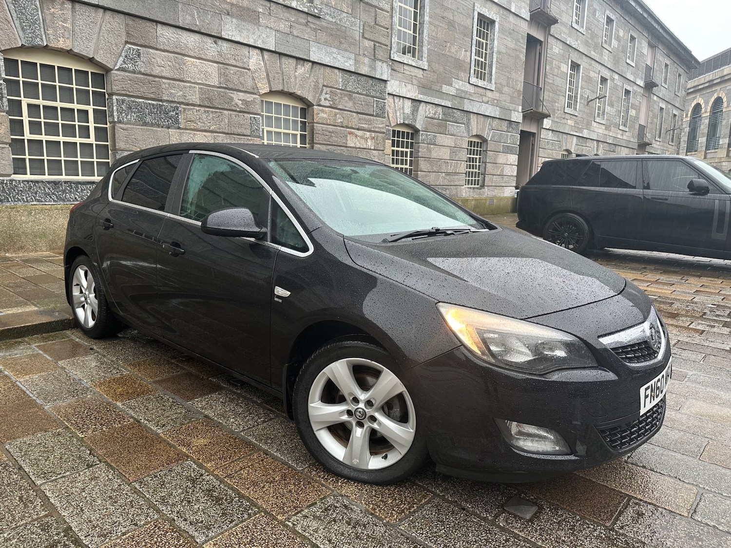 Used Vauxhall Astra 2010 for sale - 77704207: Photo 1