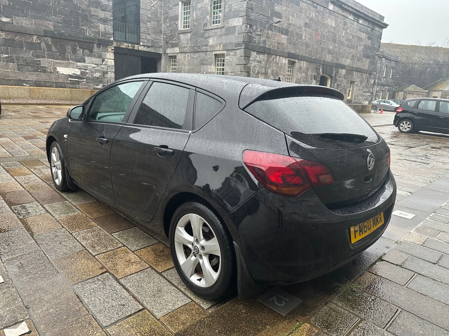 Used Vauxhall Astra 2010 for sale - 77704207: Photo 4
