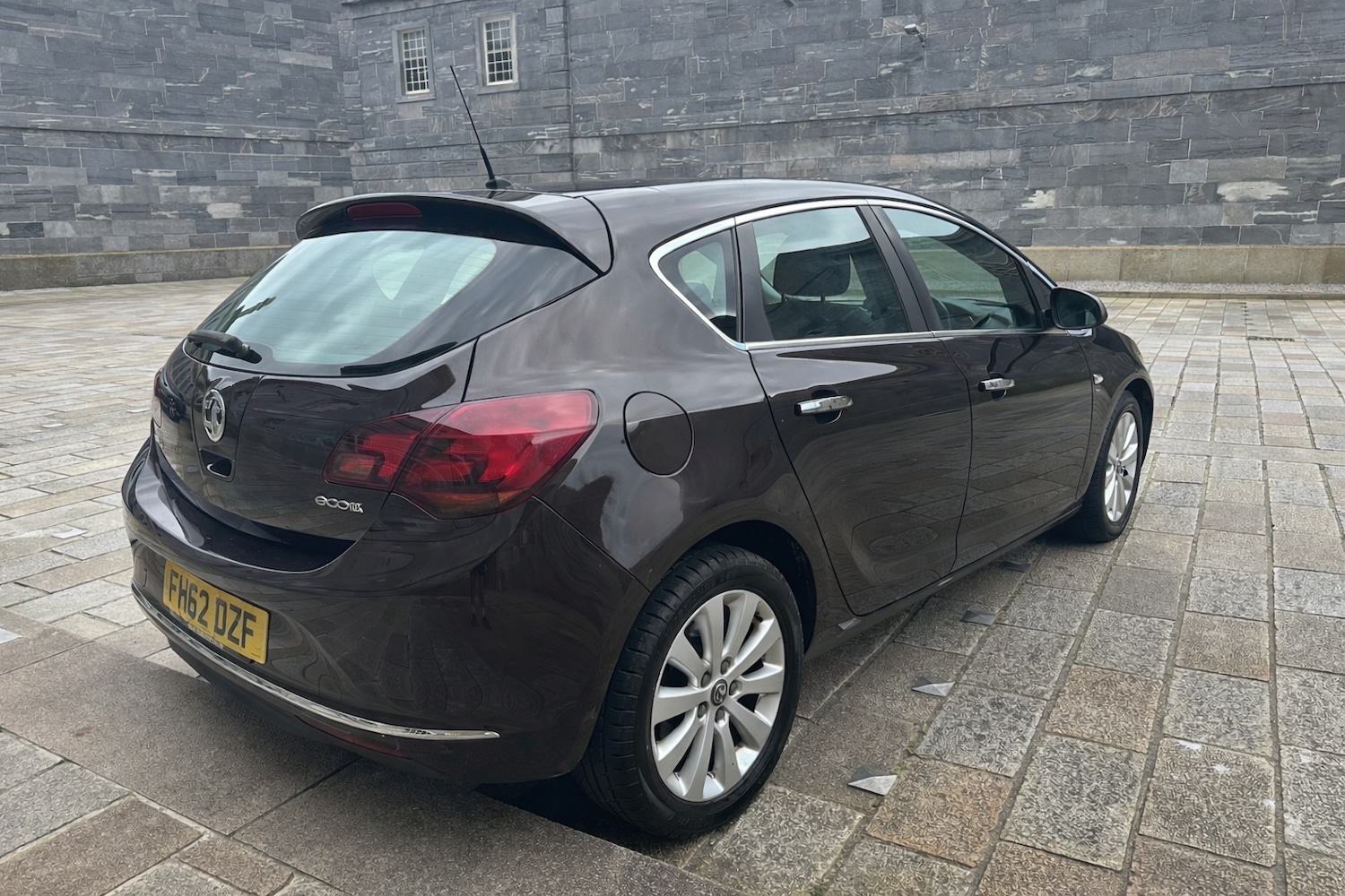 Used Vauxhall Astra 2012 for sale - 78112691: Photo 3