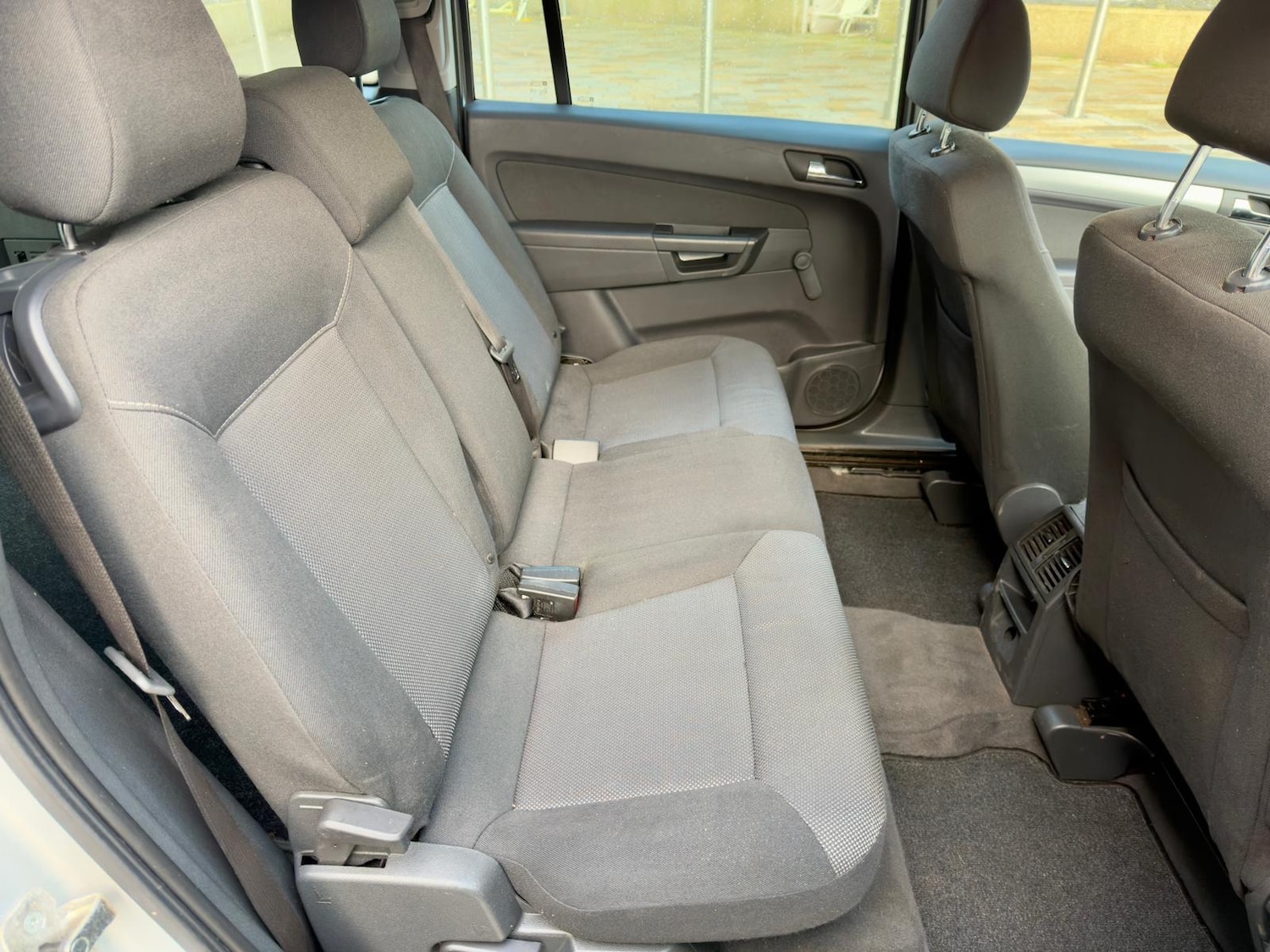 Used Vauxhall Zafira 2011 for sale - 77296570: Photo 10