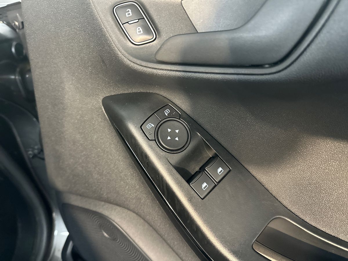 Used Ford Fiesta 2023 for sale - 77927372: Photo 25