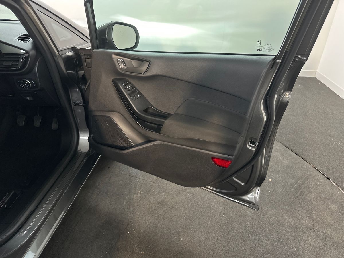 Used Ford Fiesta 2023 for sale - 77927372: Photo 35