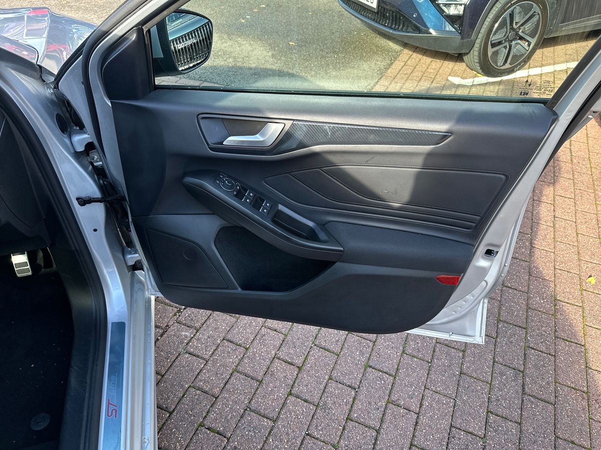 Used Ford Focus 2024 for sale - 77063334: Photo 35